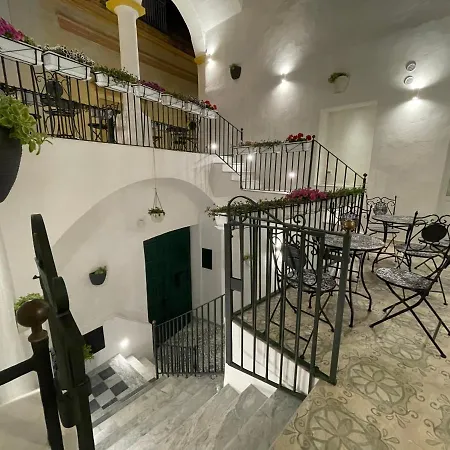 Donna Grazia Relais גאליפולי